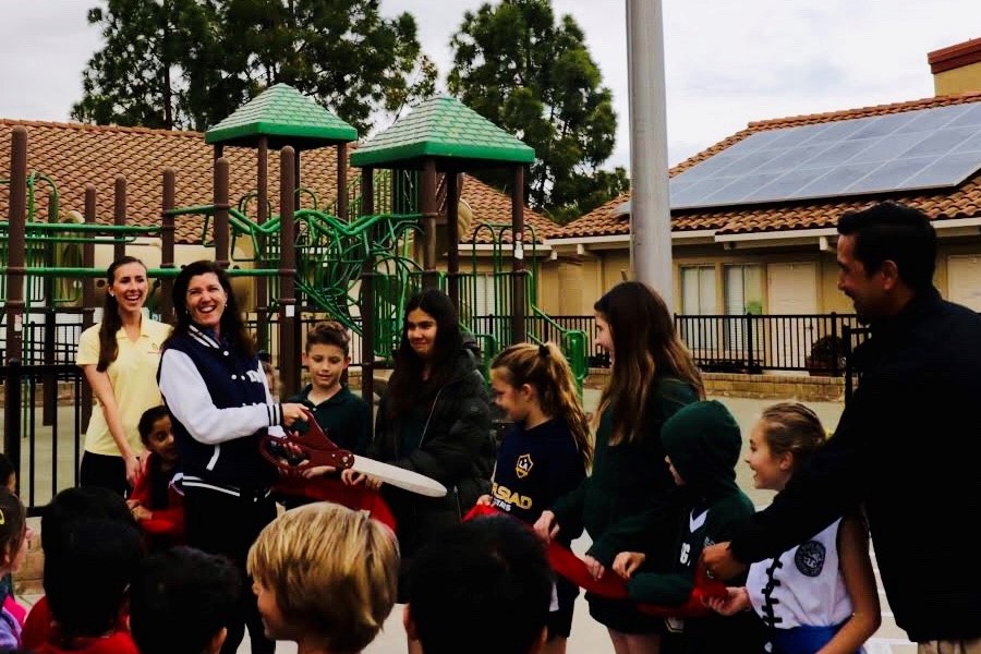 Picture of Sullivan Solar Power's ribbon cutting ceremony for a San Diego commercial solar installation at Del Mar Pines Elementary School