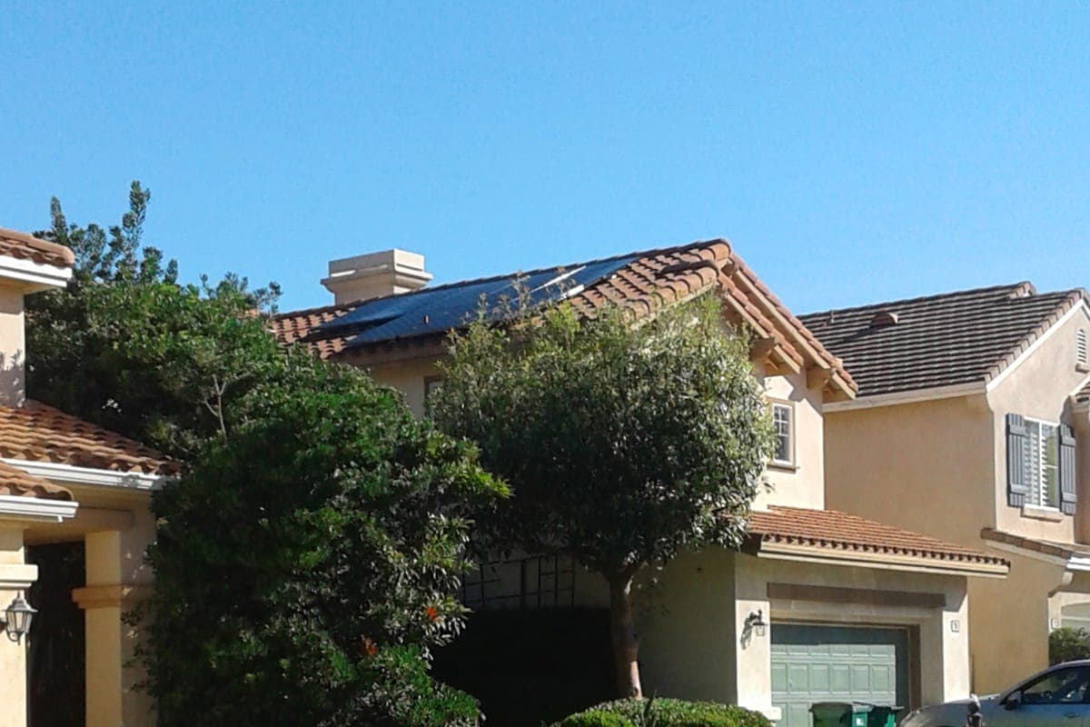 Photo of Irvine LG solar panel installation at the Desai residence