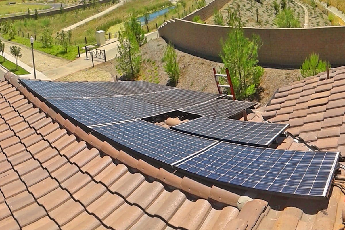 Photo of Irvine Panasonic solar panel installation at the King residence