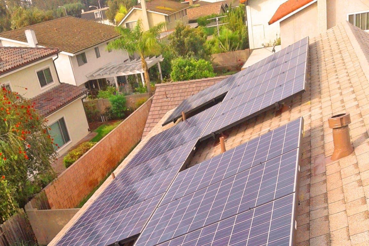 Photo of Cerritos Kyocera solar panel installation at the Lee residence