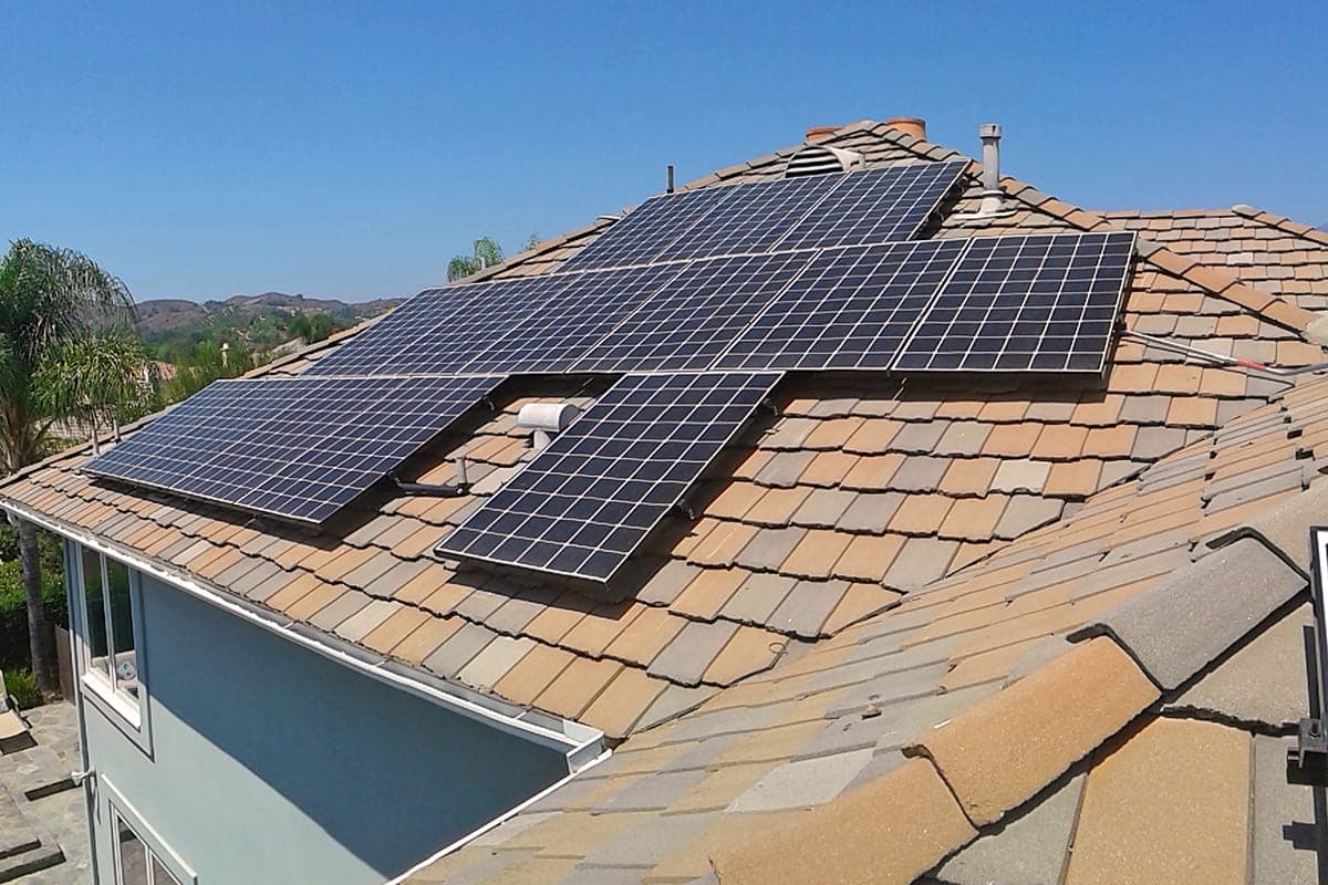 Photo of Coto De Caza LG solar panel installation at the O'Neill residence