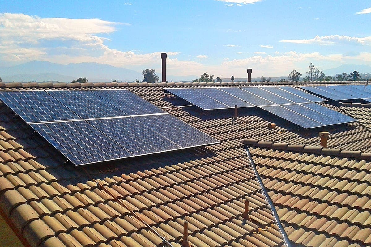 Photo of Riverside Panasonic solar panel installation at the Lie residence