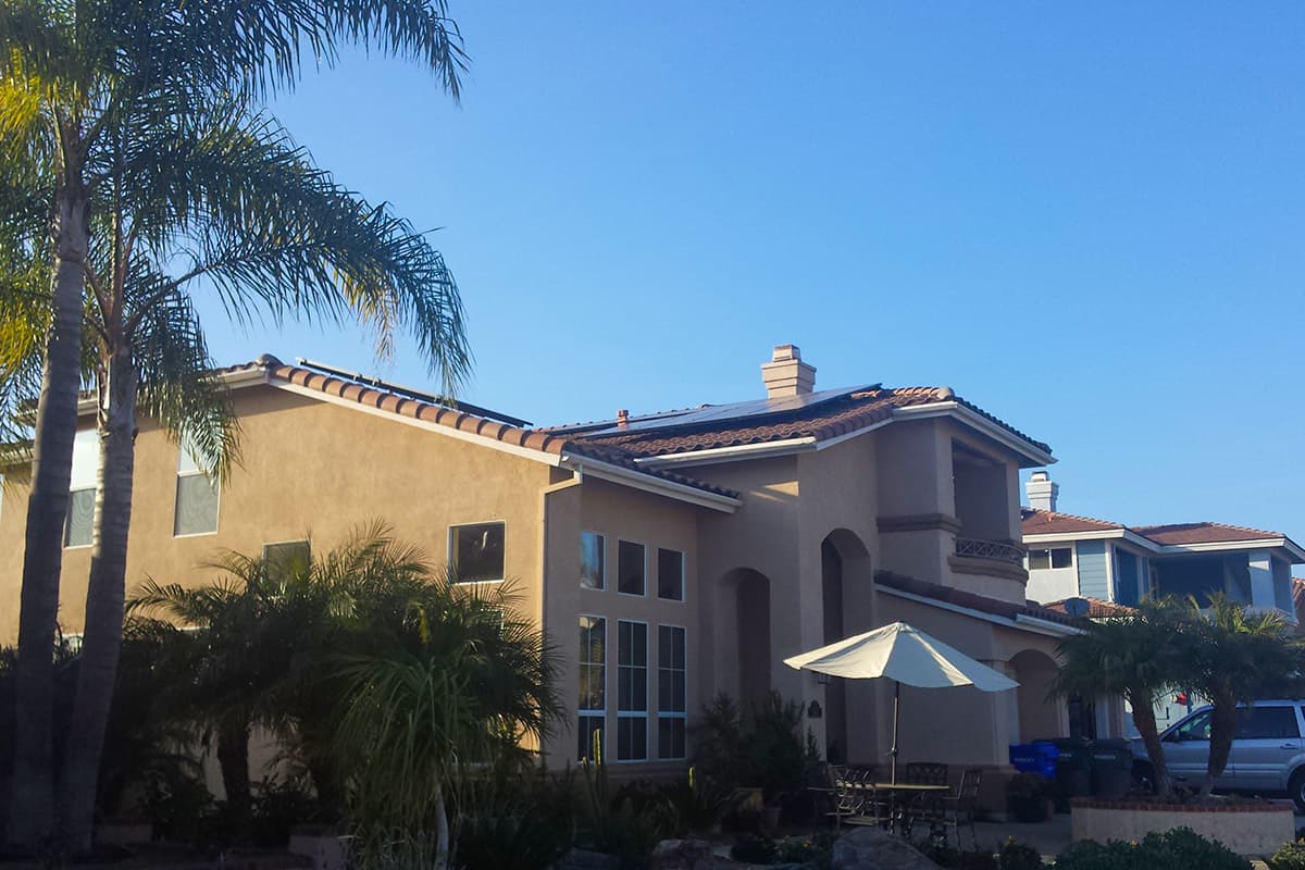 Photo of Encinitas Kyocera KU270-6MCA solar panel installation by Sullivan Solar Power at the Merz residence